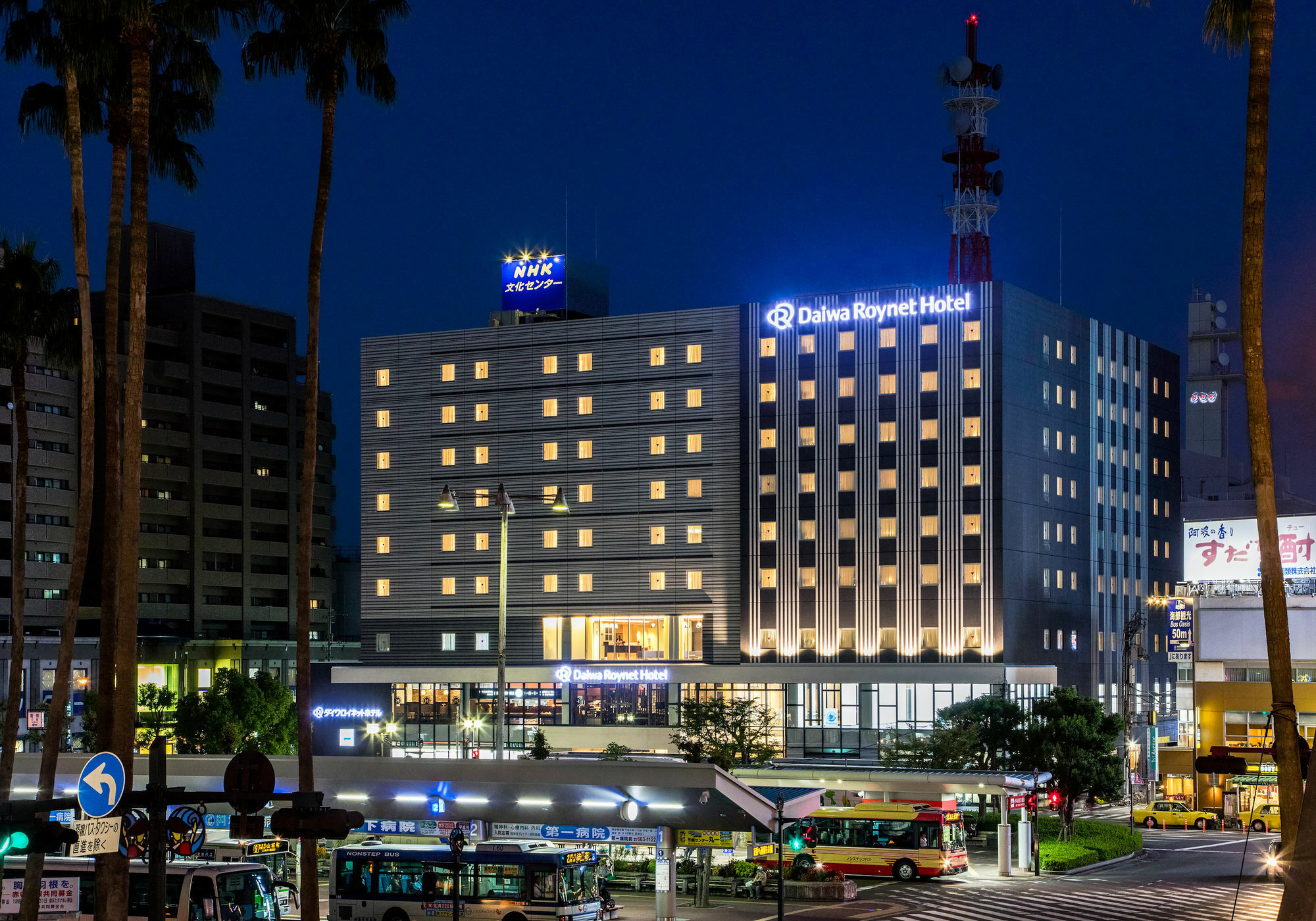 Daiwa Roynet Hotel Tokushima Ekimae Екстериор снимка
