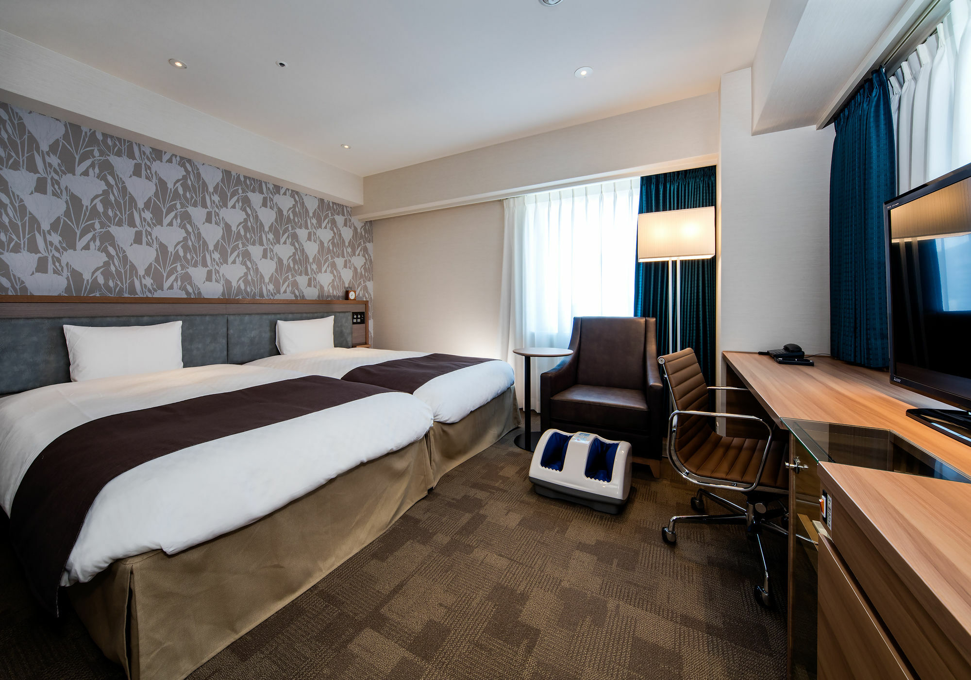 Daiwa Roynet Hotel Tokushima Ekimae Екстериор снимка